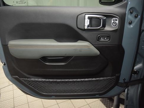 Used 2026 Jeep Gladiator Mojave AWD/4WD image 46