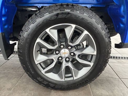 Used 2025 Chevrolet Silverado 1500 LT image 35