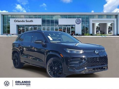 New 2026 Volkswagen Tiguan SE R-Line FWD image 1