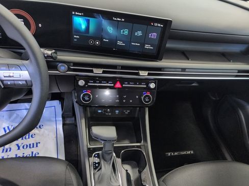 Used 2026 Hyundai Tucson SEL image 18