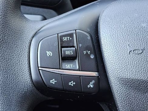 Used 2025 Ford Escape Active AWD/4WD image 17
