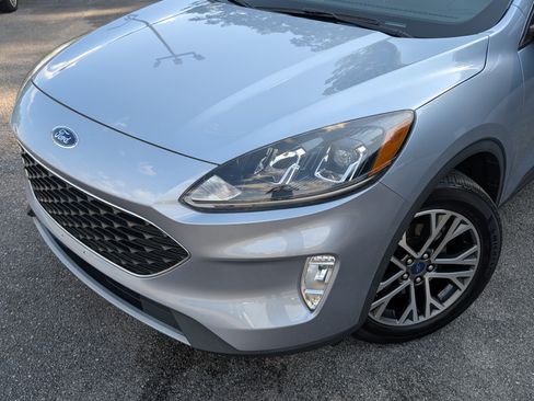 Used 2022 Ford Escape SEL AWD/4WD image 13