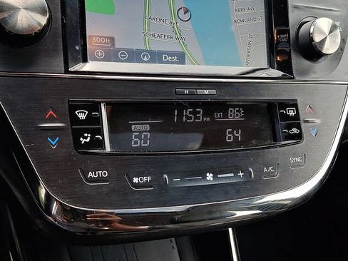 Used 2016 Toyota Avalon XLE Premium FWD image 16