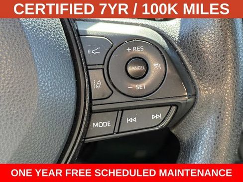 Used 2021 Toyota RAV4 XLE AWD/4WD image 23