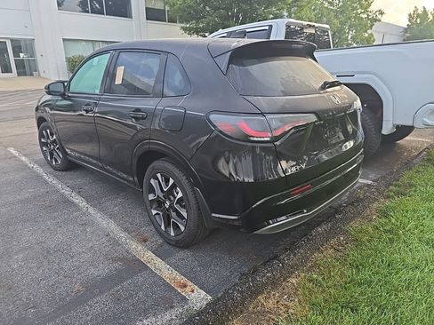 Used 2026 Honda HR-V EX-L image 3