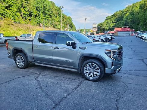 Certified 2023 GMC Sierra 1500 Denali w/ Denali Reserve Package AWD/4WD image 5