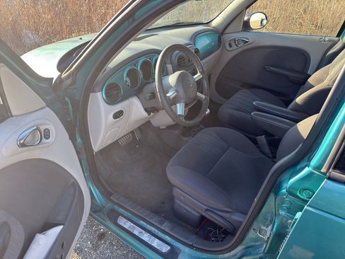 Used 2004 Chrysler PT Cruiser Touring w/ Chrome Accents Group image 8