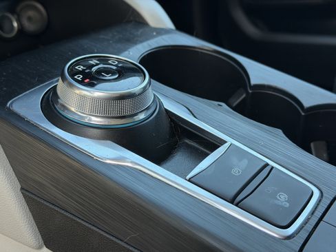 Used 2025 Ford Escape Active w/ Cold Weather Package image 19