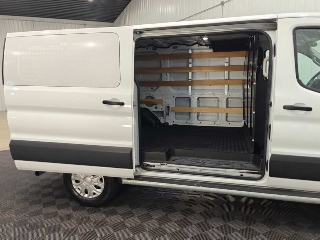 Used 2025 Ford Transit 250 Low Roof w/ Exterior Upgrade Package RWD image 16