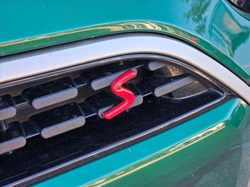 Certified 2025 MINI Cooper S image 5