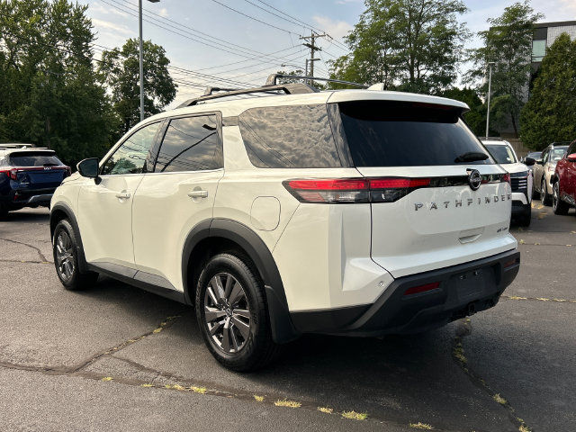 Certified 2023 Nissan Pathfinder SV w/ SV Premium Package AWD/4WD image 5