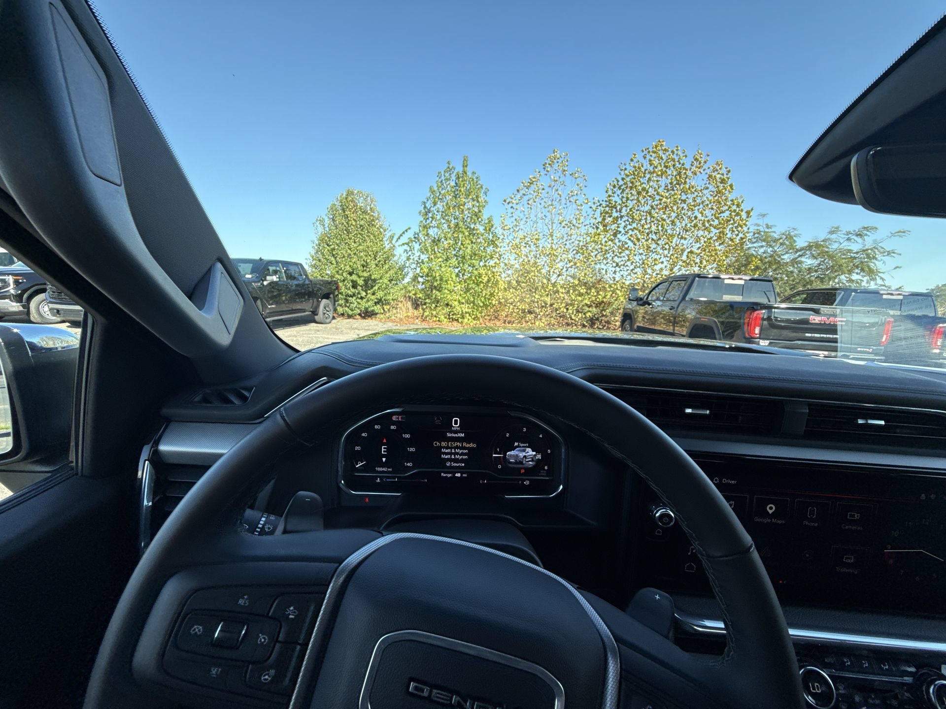 Certified 2025 GMC Sierra 1500 Denali w/ Technology Package AWD/4WD image 17