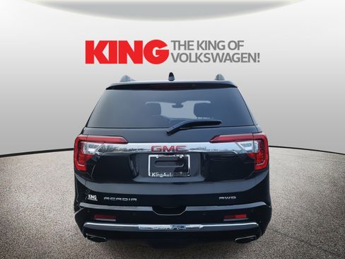 Used 2023 GMC Acadia Denali w/ Denali Ultimate Package image 4