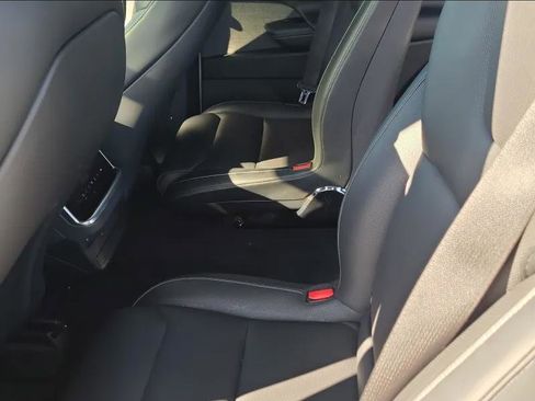 Used 2022 Tesla Model X Plaid image 7