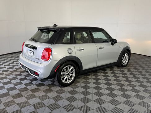 Used 2017 MINI Cooper S FWD image 9
