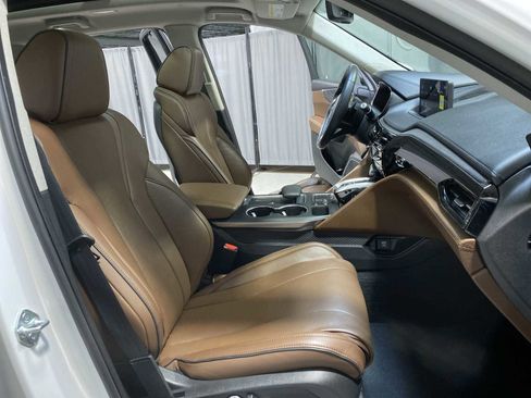 Used 2023 Acura MDX SH-AWD w/ Advance Package image 14