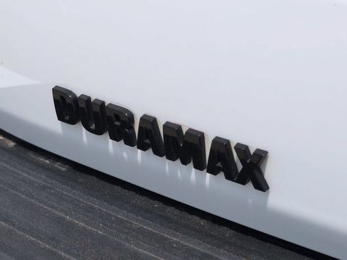 Used 2024 Chevrolet Suburban High Country AWD/4WD image 34