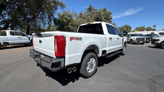 New 2026 Ford F250 XLT w/ FX4 Off-Road Package AWD/4WD image 4