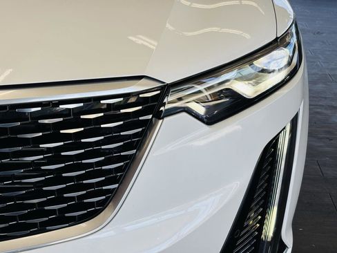 Used 2024 Cadillac XT6 Premium Luxury w/ LPO, Floor Liner Package AWD/4WD image 18