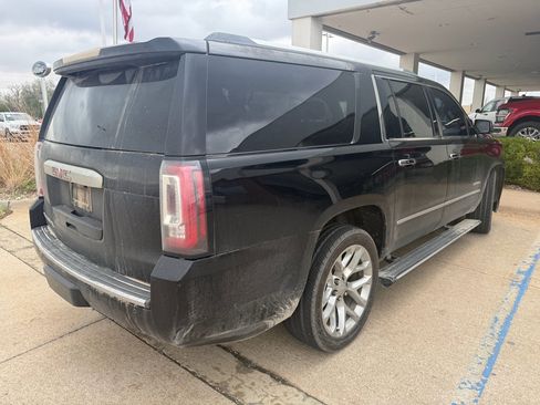Used 2015 GMC Yukon XL Denali w/ Premium Package image 5