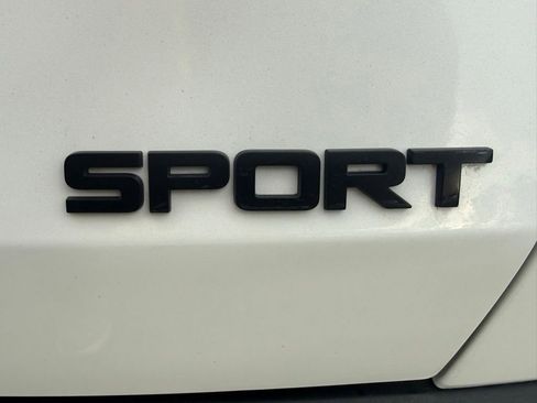 Used 2024 Honda HR-V Sport image 36