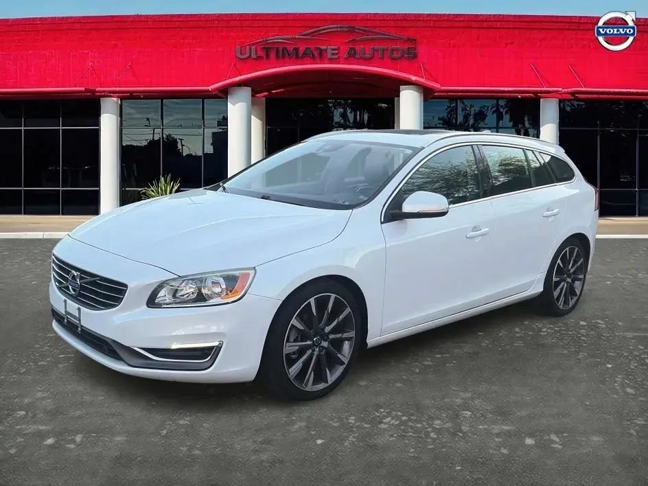 Used 2015 Volvo V60 T5 Premier FWD image 3
