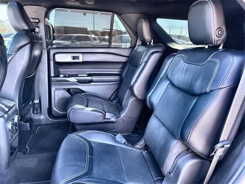 Used 2020 Ford Explorer ST w/ Premium Technology Package image 21