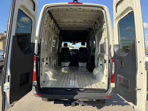 New 2026 Mercedes-Benz Sprinter 2500 image 15