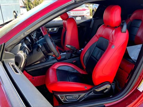 Certified 2018 Ford Mustang Convertible w/ Equipment Group 101A image 7