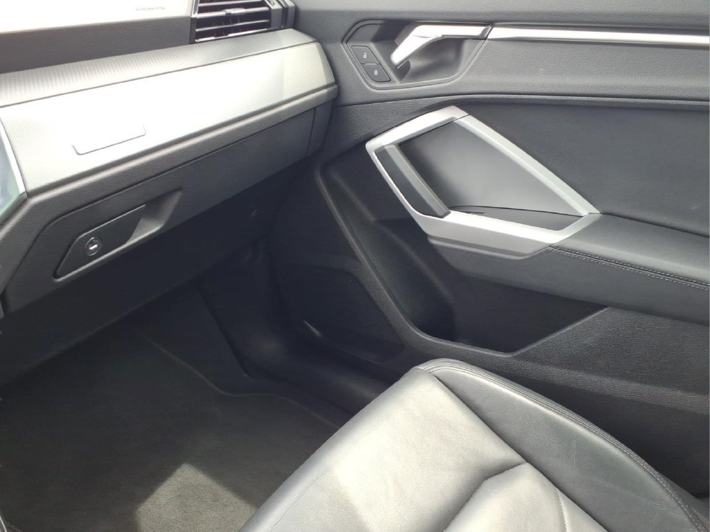 Used 2024 Audi Q3 2.0T Premium AWD/4WD image 19