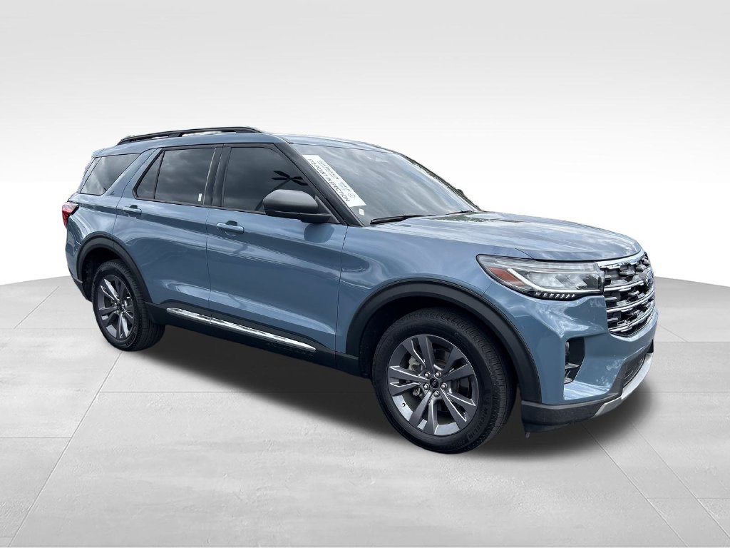 Used 2025 Ford Explorer Active w/ Active Comfort Package AWD/4WD image 7