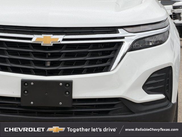 Used 2024 Chevrolet Equinox LS w/ Driver Confidence II Package FWD image 9