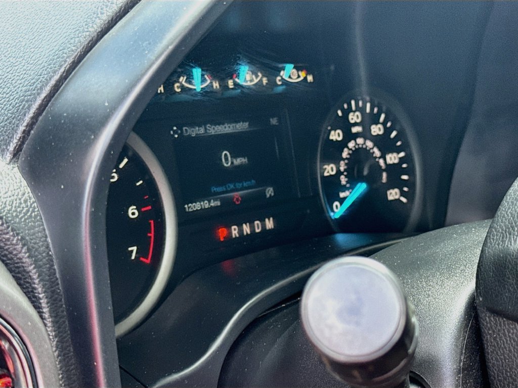 Used 2019 Ford F150 XLT w/ Equipment Group 302A Luxury AWD/4WD image 10