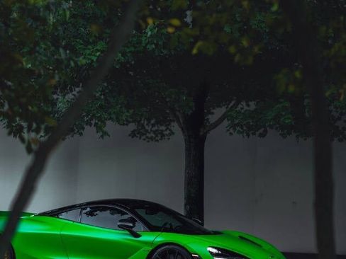 Used 2018 McLaren 720S Performance RWD image 9