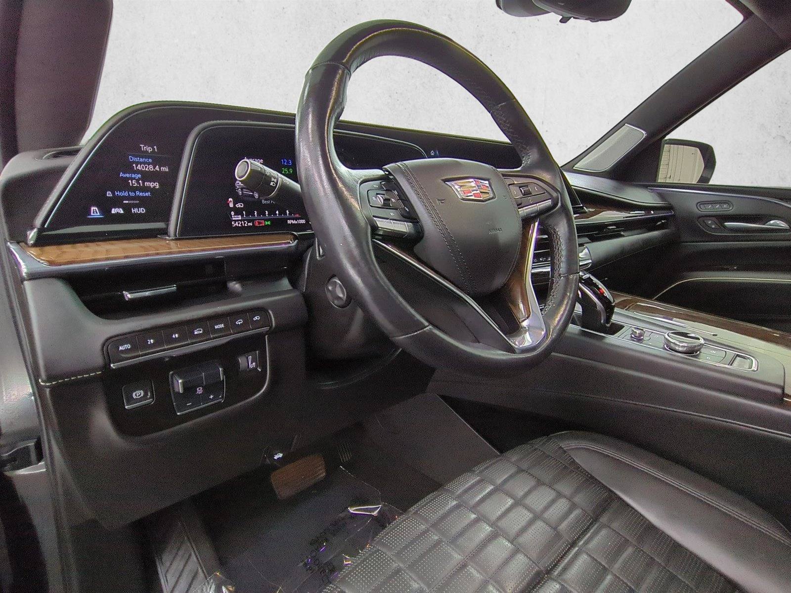 Used 2021 Cadillac Escalade Premium Luxury Platinum AWD/4WD image 10