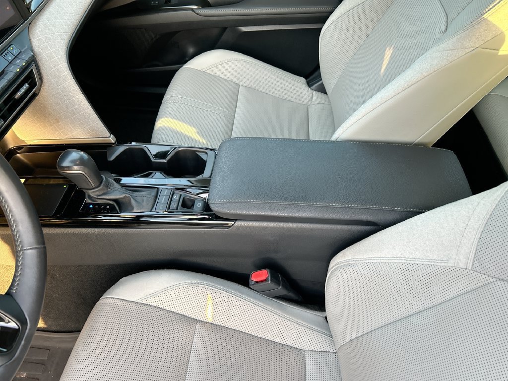 Certified 2025 Toyota Camry XLE FWD image 29