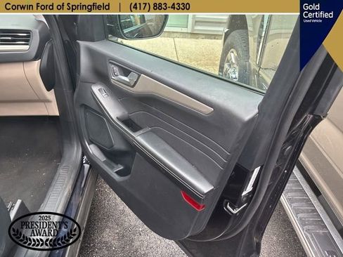 Used 2021 Ford Escape SEL FWD image 16