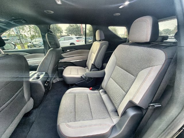 Certified 2026 Chevrolet Traverse LT w/ Driver Confidence Package FWD image 25