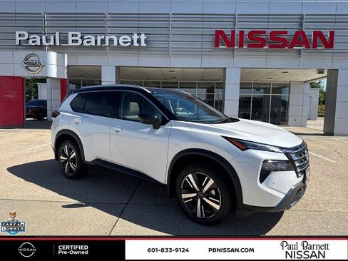 Certified 2024 Nissan Rogue SL w/ SL Premium Package FWD image 16