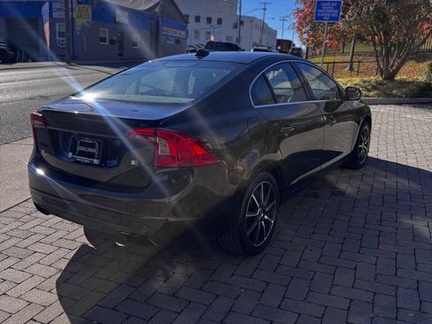 Used 2015 Volvo S60 T6 Platinum image 19