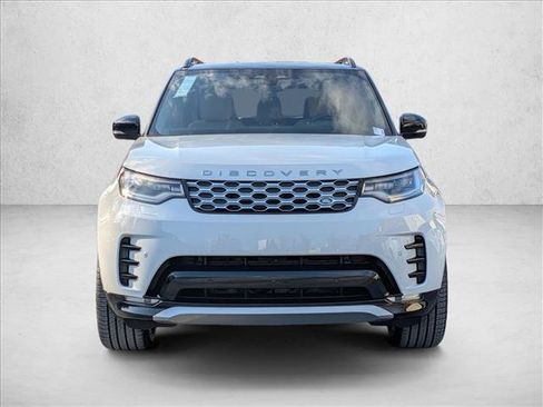 Used 2026 Land Rover Discovery Limited Edition AWD/4WD image 6