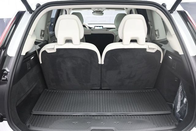 Certified 2026 Volvo XC90 B6 Ultra w/ Protection Package Premier AWD/4WD image 24