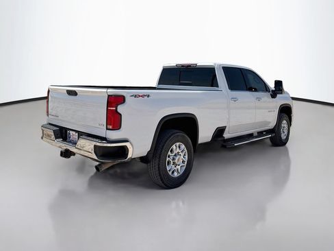 Used 2024 Chevrolet Silverado 2500 LTZ w/ LTZ Premium Package AWD/4WD image 7