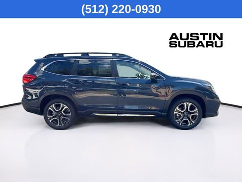 New 2025 Subaru Ascent Limited image 9