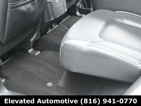 Used 2023 INFINITI QX80 Premium Select w/ All-Season Package image 14