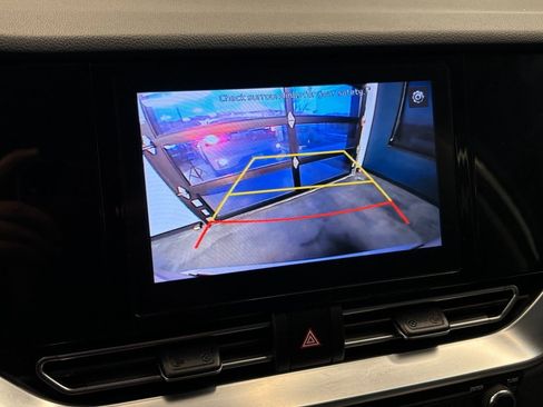 Used 2022 Kia Niro LXS image 13