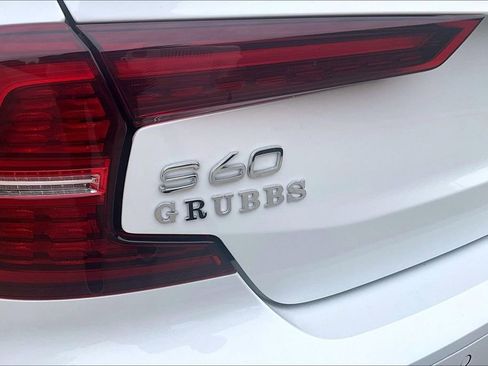 Used 2025 Volvo S60 B5 Plus AWD/4WD image 42