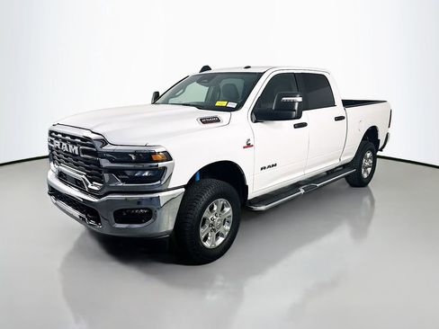 Used 2025 RAM 2500 Big Horn AWD/4WD image 3