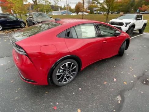 New 2026 Toyota Prius Plug-In Hybrid image 8