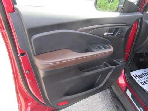 Used 2025 Honda Ridgeline RTL image 24
